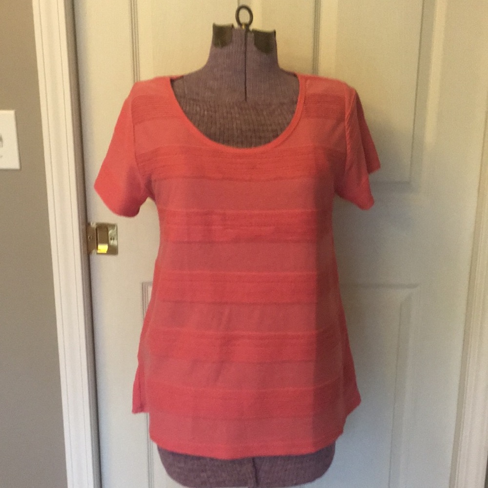 Lularoe top